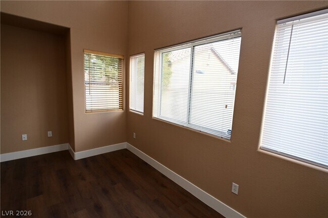 Building Photo - 10461 Chrisman Ave