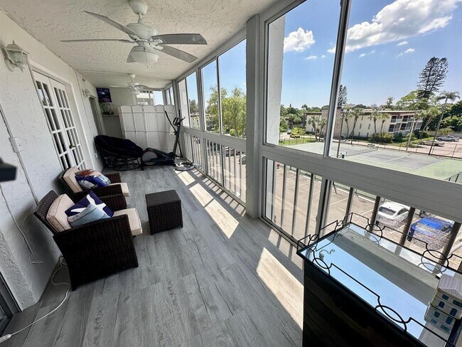 Building Photo - 4908 38th Way S