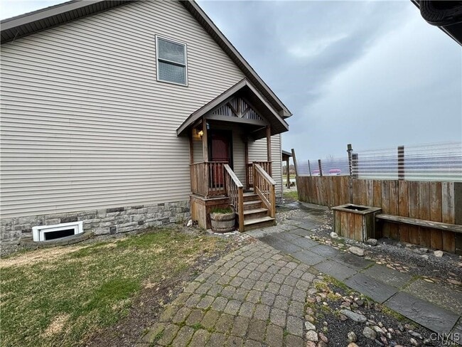 Building Photo - 25345 Bonney Rd
