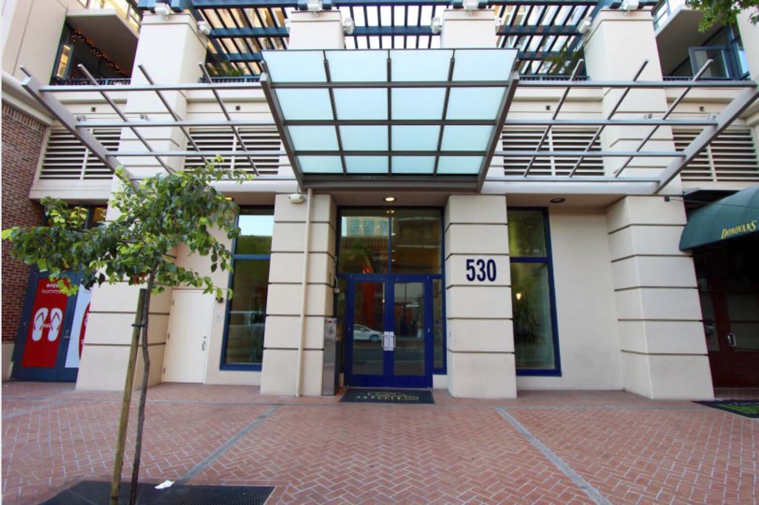 Building Photo - 530 K St