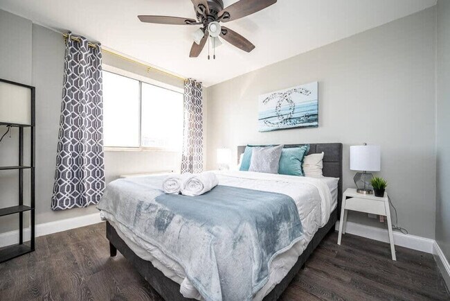 Building Photo - 215 Piedmont Ave NE