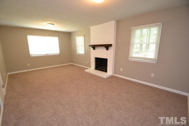 Building Photo - 7801 Fairmont Ct