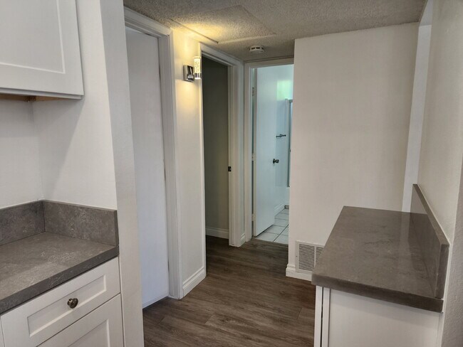 Building Photo - Costa Serena 55+.  3 Bedrooms/2 full baths