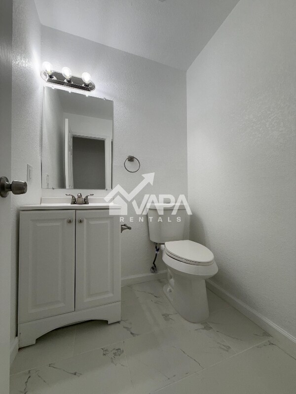 Building Photo - 7102 Grassy Trail