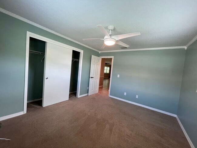 Building Photo - Two bedroom two bath Canal front rental ho...