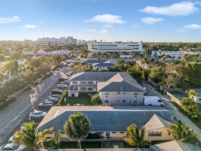 Building Photo - 709 SE 15th St