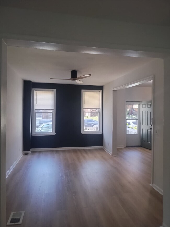 Building Photo - 623 N Grantley St