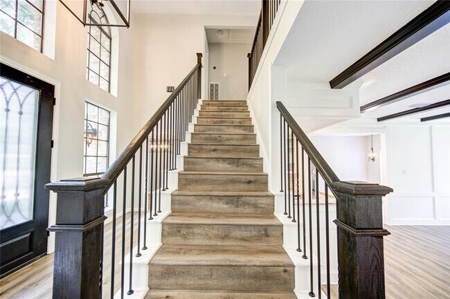 Building Photo - 4927 Kenlake Grove Dr