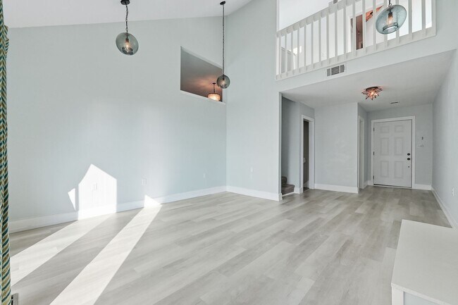 Building Photo - Premier Marina Cove end unit!!   Coastal Lifestyle at its BEST!!