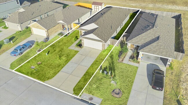 Building Photo - 22156 Juniper Crossing Dr