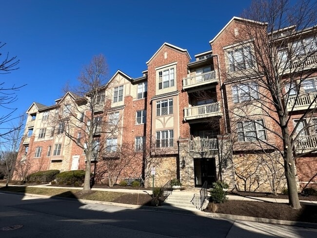 Primary Photo - 1739 Tudor Ln
