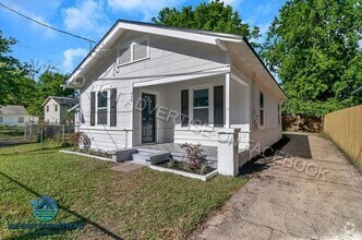 Building Photo - Lovely 2 bedroom / 1 bathroom home now ava...