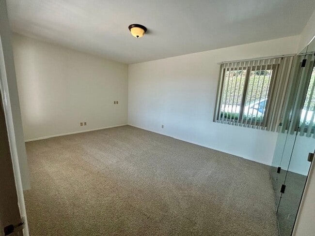 Building Photo - Three Bedroom Riviera Home with Ocean View...