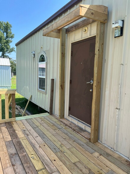 Primary Photo - 2138 Richardson Rd