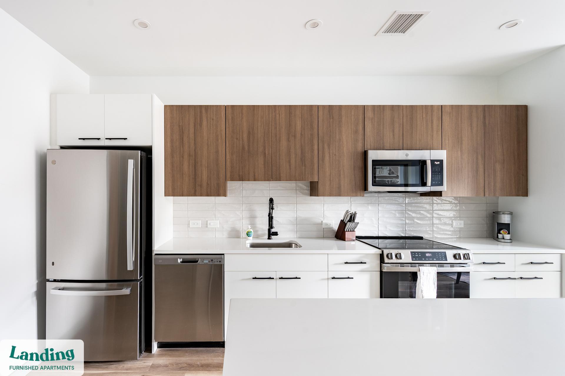 Building Photo - 39 Railroad Ave