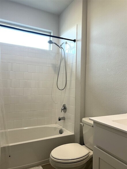Building Photo - 509 Wesley Dr