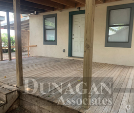 Building Photo - 206 S Mesa St