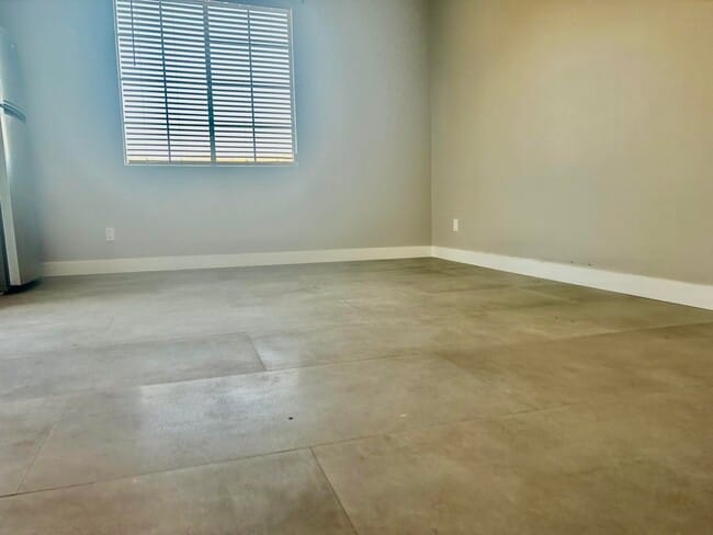 Building Photo - 41575 Ashford Pl