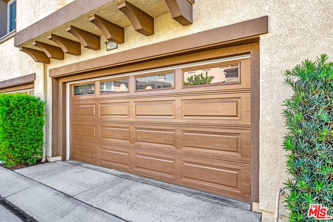 Building Photo - 23902 Brescia Dr