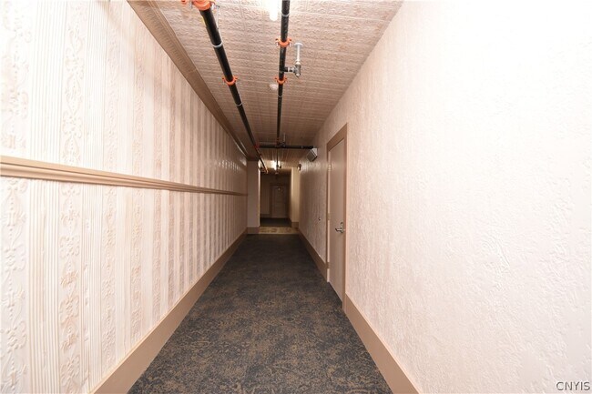 Building Photo - 152 Court St