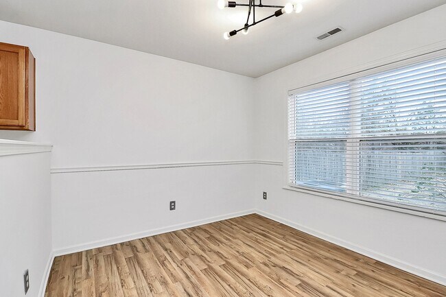 Building Photo - 3 Bed/2 Bath Home for RENT