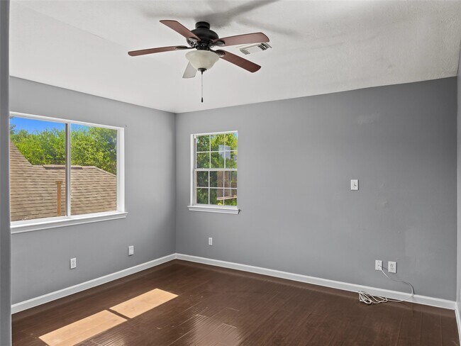 Building Photo - 19323 Cypress Peak Ln