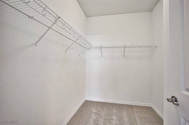 Building Photo - 7412 Legacy Pt St