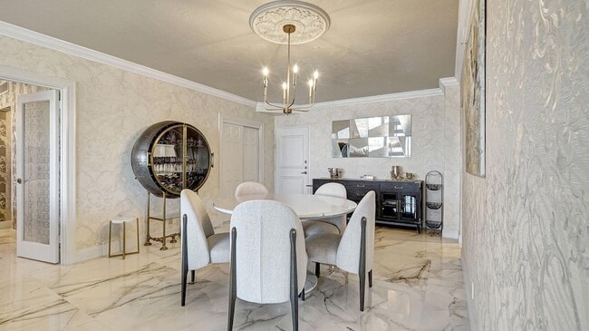 Building Photo - 3000 S Ocean Dr