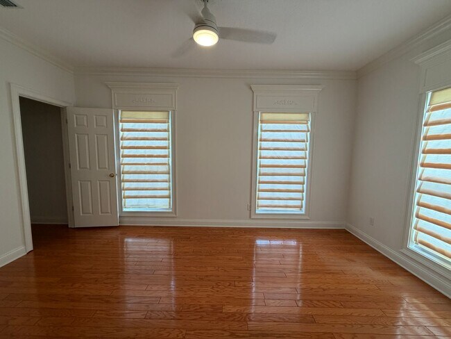 Building Photo - 105 Serenity Ln