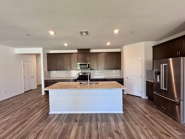 Building Photo - Stylish Single-Story Home with Solar in Me...