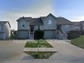 Building Photo - 5503 NW 86th Ct