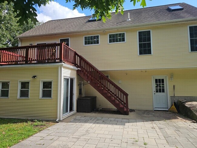 Building Photo - 202 Falls Blvd