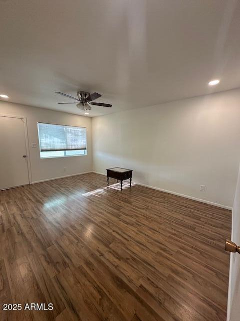 Building Photo - 2136 E Betty Elyse Ln