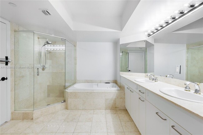 Building Photo - 21055 Yacht Club Dr