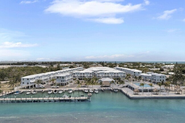 Building Photo - 10877 Overseas Hwy