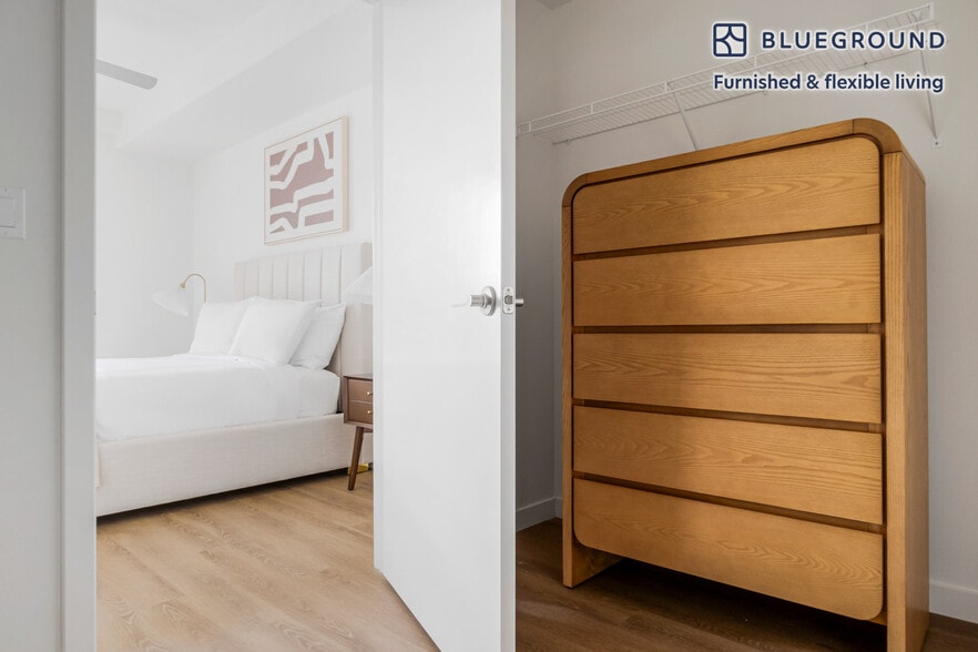 Building Photo - 12377 137th Pl NE