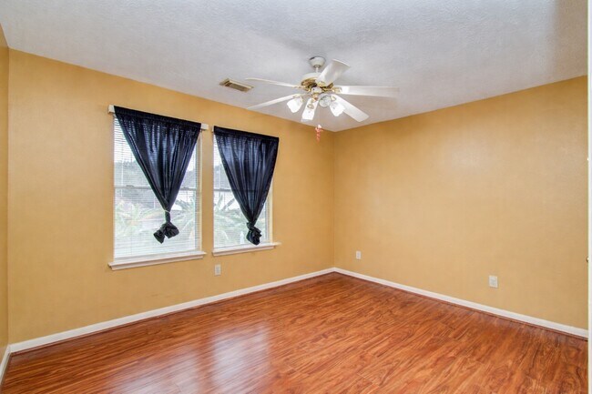 Building Photo - 16218 Ruffian Dr