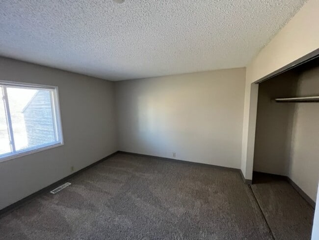 Building Photo - 50% off for your first 4 Months!!!