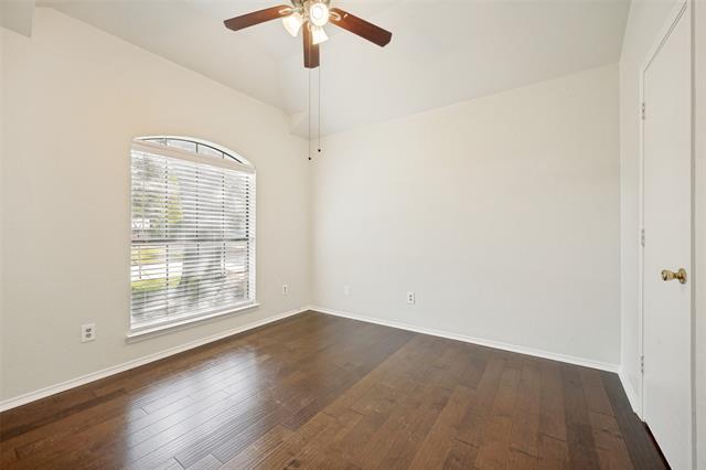 Building Photo - 2515 Mountainview Dr