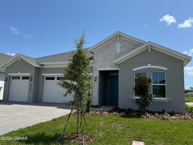 Building Photo - 2005 Divot Dr