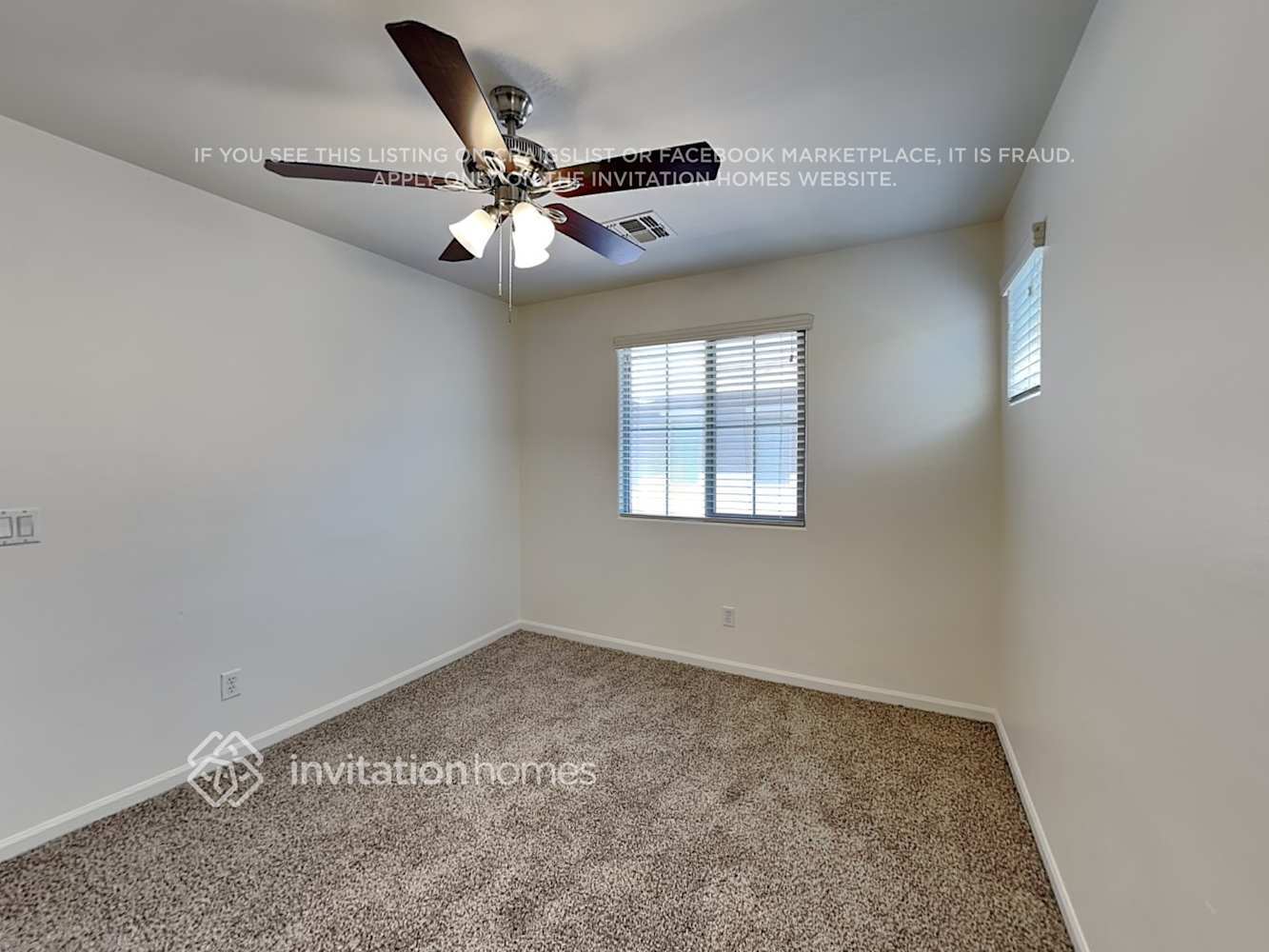 Building Photo - 1405 S Moccasin Trail