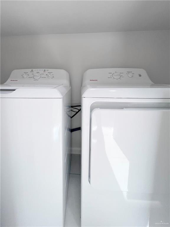 Building Photo - 24 E St