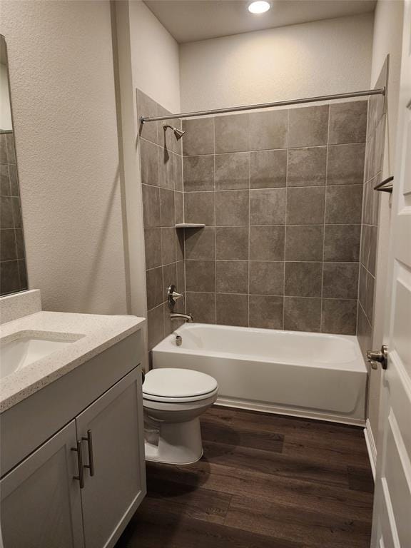 Building Photo - 120 Greenspire Ln