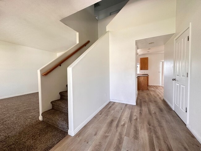 Building Photo - Great Lehi Home Now Available!