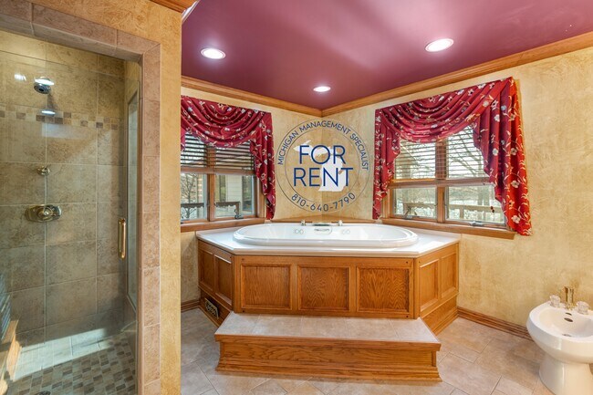 Building Photo - 7255 E Baldwin Rd