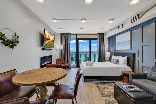 Building Photo - 2004 N Ocean Blvd