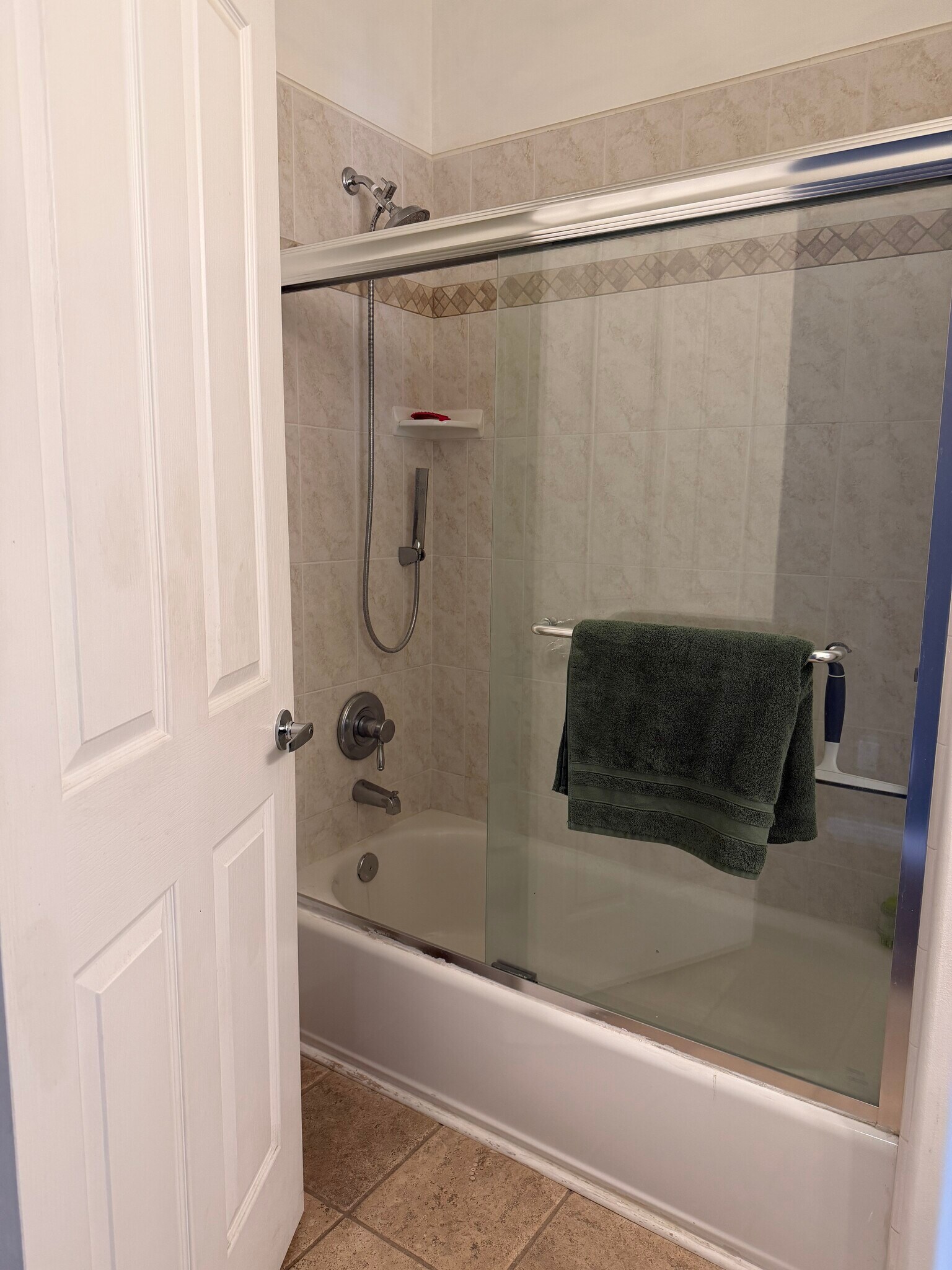 Building Photo - 70 N Main St