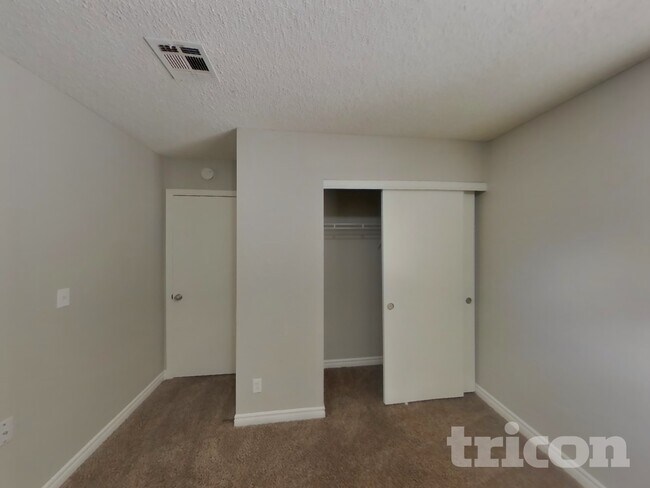 Building Photo - 855 Schooner Dr