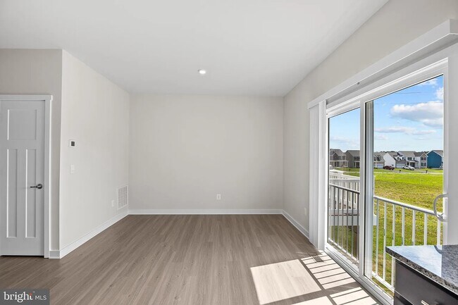 Building Photo - 79 Elmiraj Ct