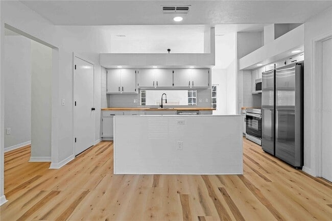 Building Photo - 4142 NW 59th Terrace